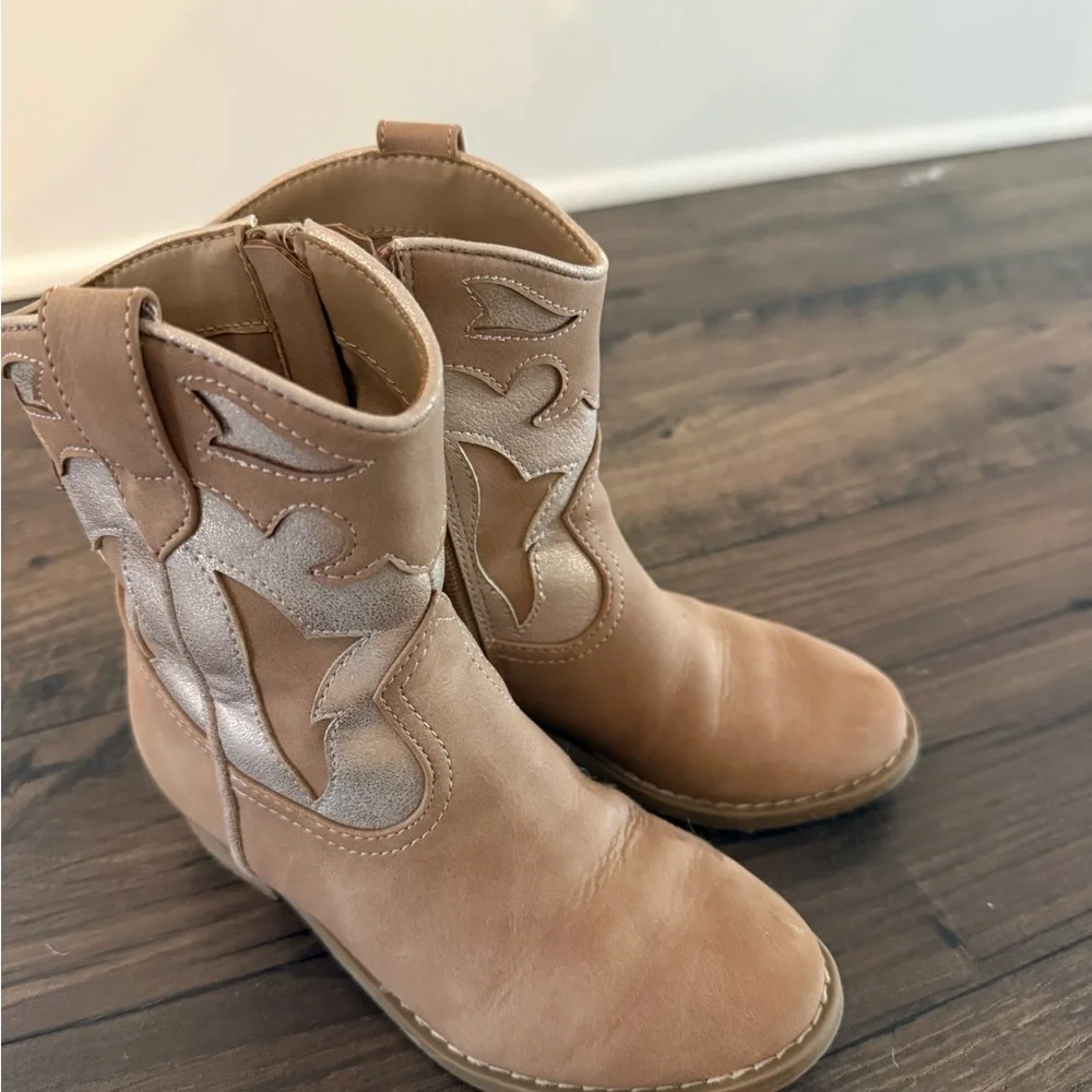 Dolce Vita Lucky Western Boots